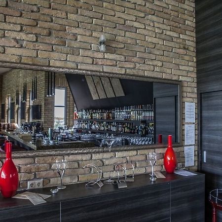 Azur Premium Hotel Siofok Ngoại thất bức ảnh